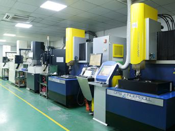 Xưởng làm khuôn Xưởng làm khuôn