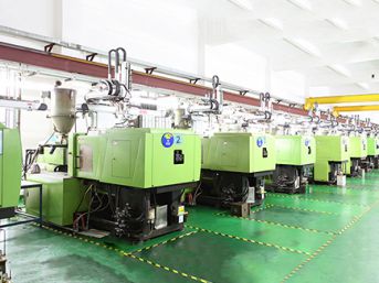 Xưởng ép nhựa Xưởng ép nhựa