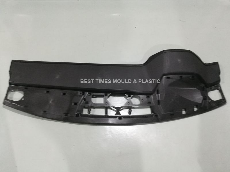 plastic injection molded part